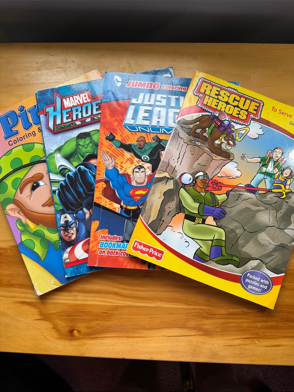 📚2/$6 4-Book Bundle Coloring